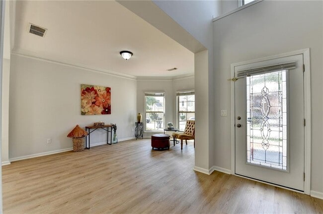 Building Photo - 7085 Rocking Horse Ln
