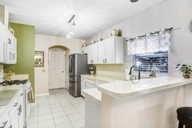 Foto del edificio - 8638 Hawbuck St