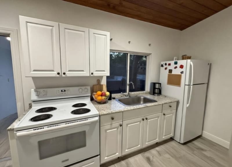 Photo - 3033-3033 NW 15th St (Miami, FL)