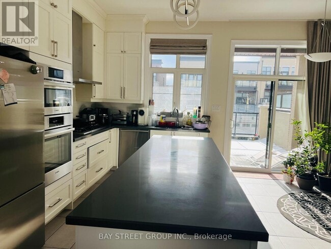 Building Photo - 37 Carrville Woods Cir