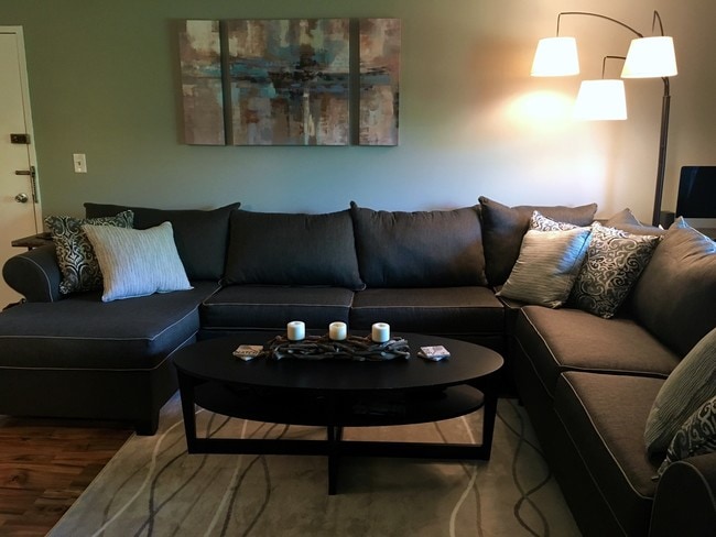 Foto del edificio - 67 E Broadway