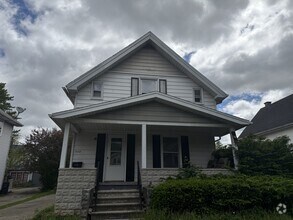 Building Photo - 4112 Caroline Ave