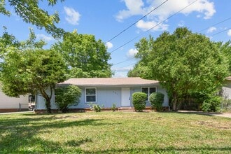 Building Photo - 207 Al Oerter Dr