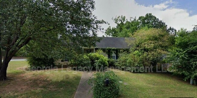 Building Photo - 121 Winthrop Way