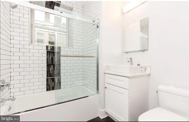 Building Photo - 1420 E Susquehanna Ave