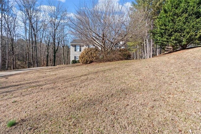 Foto del edificio - 585 Bethany Woods Dr