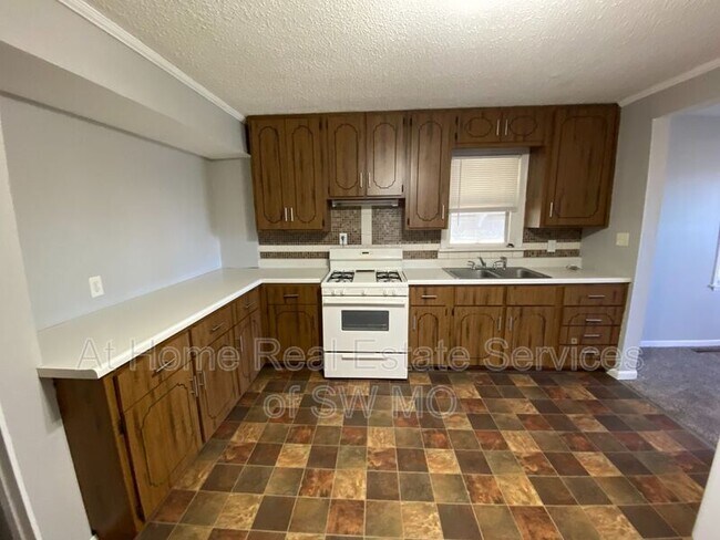 Foto del edificio - 2136 W Phelps St