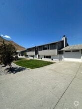 Building Photo - 1816 Castlerock Ave