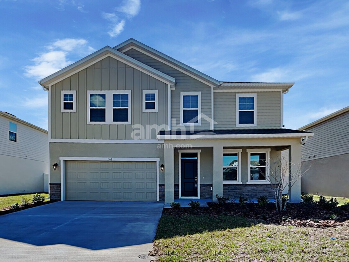 Primary Photo - 1109 Sky Lakes Drive