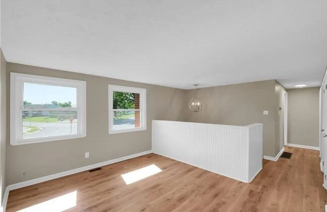 Photo - Remodeled Clarksville 4 bedroom, 2 bathroom! House