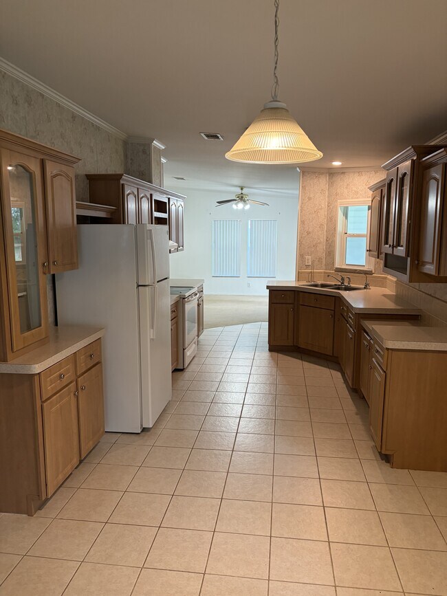Foto del edificio - 120 SW McGriff Ln