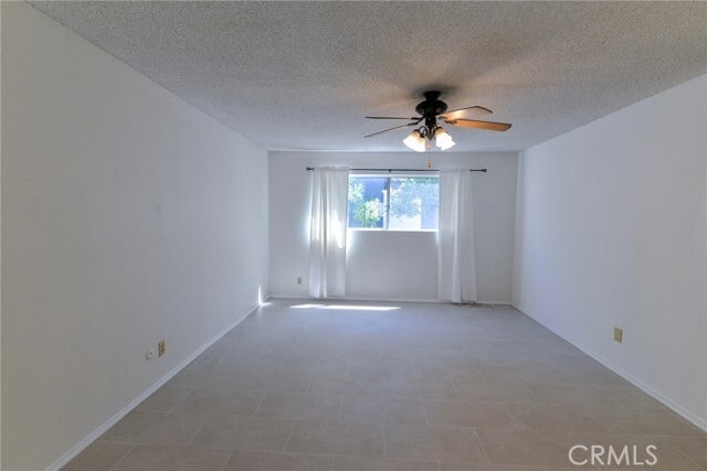 Building Photo - 207 W Mariposa