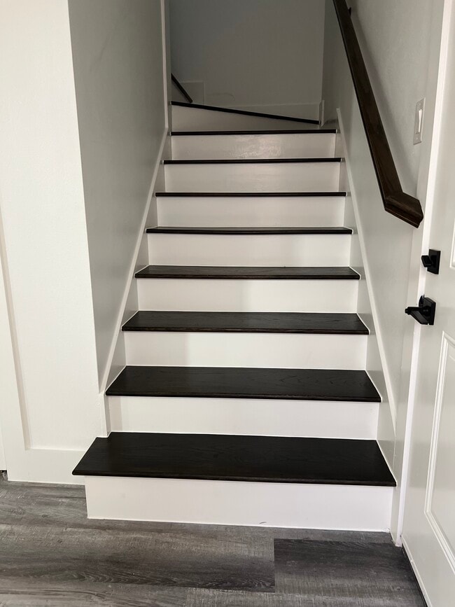 Staircase - 4529 Philip Ave