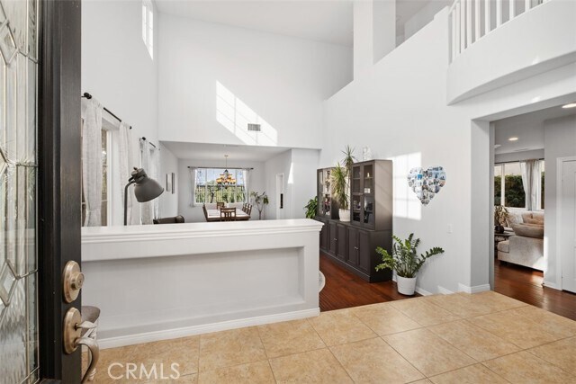 Foto del edificio - 24571 Summerland Cir