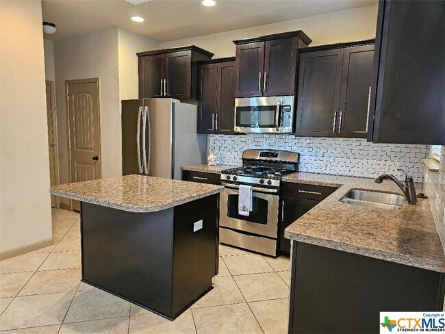 Building Photo - 12505 Piper Ct