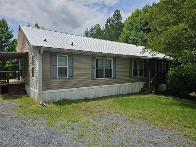 Foto del edificio - 3835 Bachelor Creek Rd