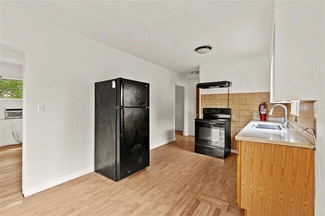 Foto del edificio - 4222 18th St N