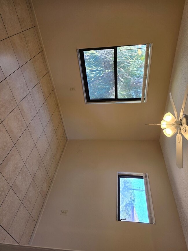 Foto del edificio - Second Story
