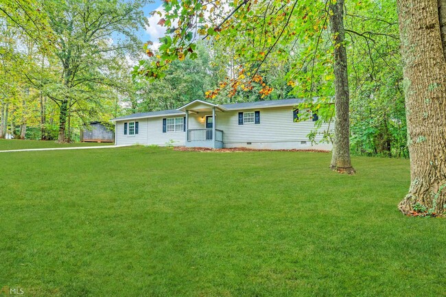 Building Photo - 6297 Silver Creek Ln