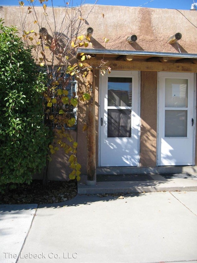Primary Photo - 902 Tijeras Ave NW
