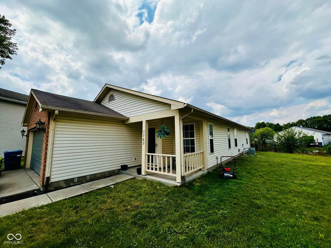 Primary Photo - 7702 Vincent Ct