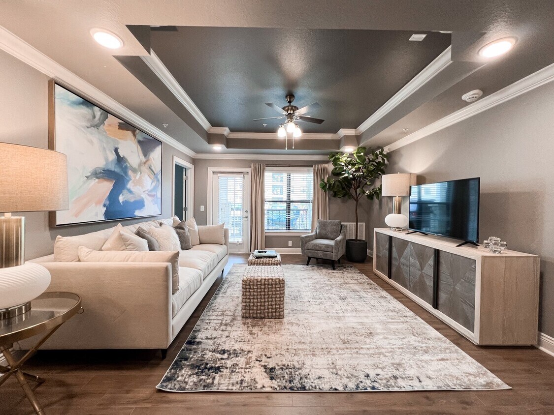 The Pointe at Bentonville Apartments 3800 SW Richsmith Bentonville