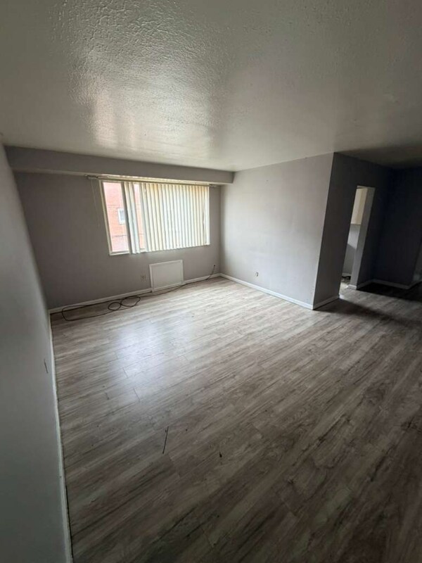 Foto del edificio - 13965 Superior Rd