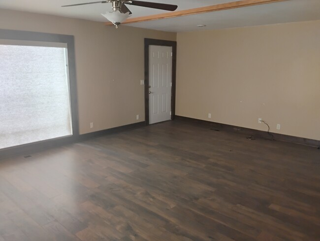 Foto del edificio - Motley Rd Property