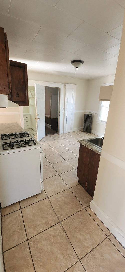 Photo - 70-72 Windemere Street Apartment