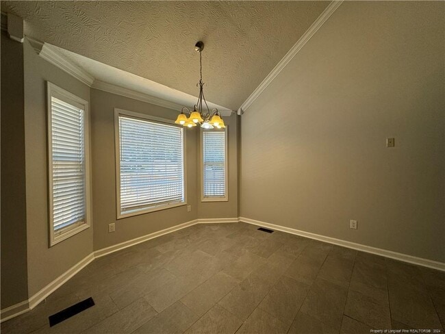 Foto del edificio - 534 Natchez Dr