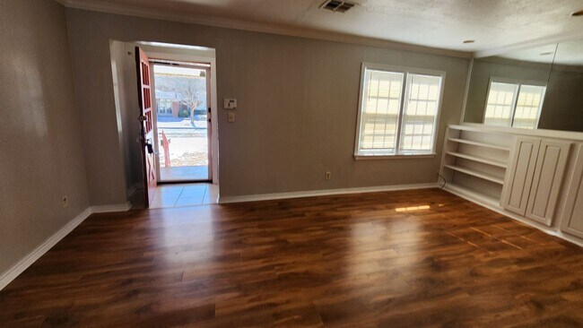 Foto del edificio - 2 Bed 1 Bath in Oklahoma City!
