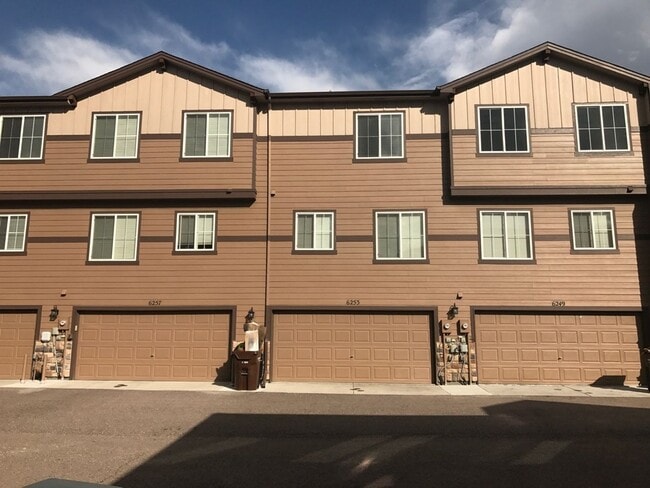 Foto del edificio - CHARMING 2BD TOWNHOME IN THE VISTAS AT NOR...