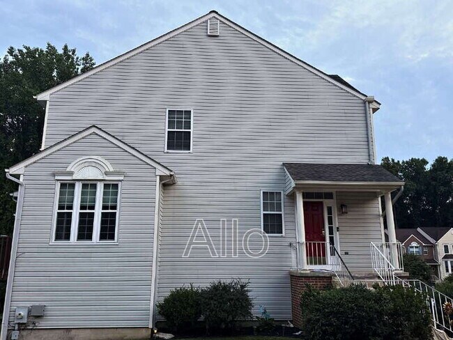 Photo - 469 Woodstock Ln Townhome