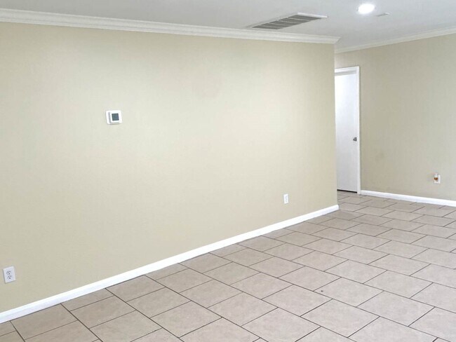 Foto del edificio - 22114 Orchard Dale Dr