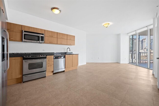 Foto del edificio - 350 S Miami Ave