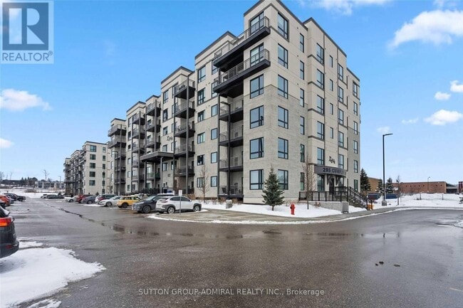 Building Photo - 295 Cundles Rd E