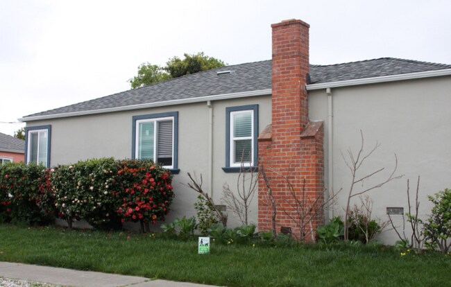 Foto del edificio - 1244 Seeley St