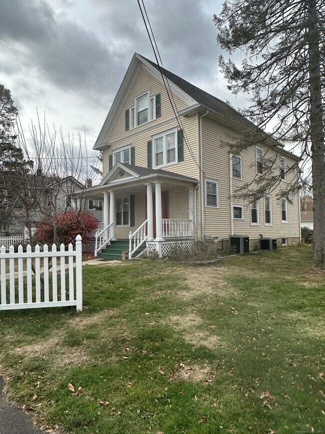 Foto del edificio - 421 Main St