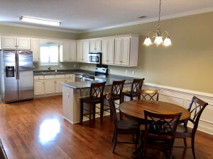 Building Photo - 527 Laniers Way