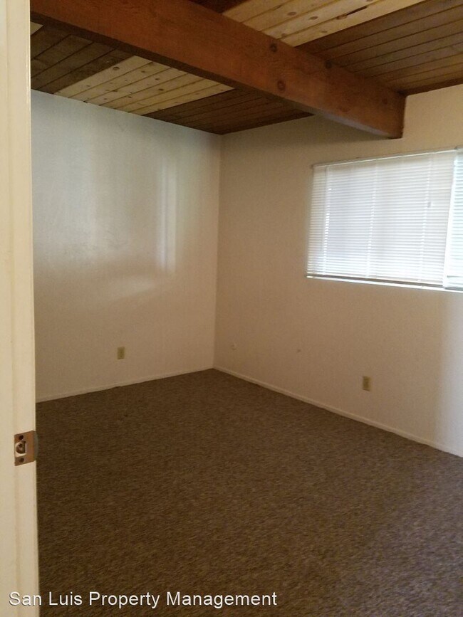 Building Photo - 1109 Pismo St