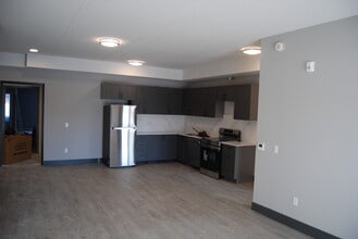 Building Photo - 773 Princess St