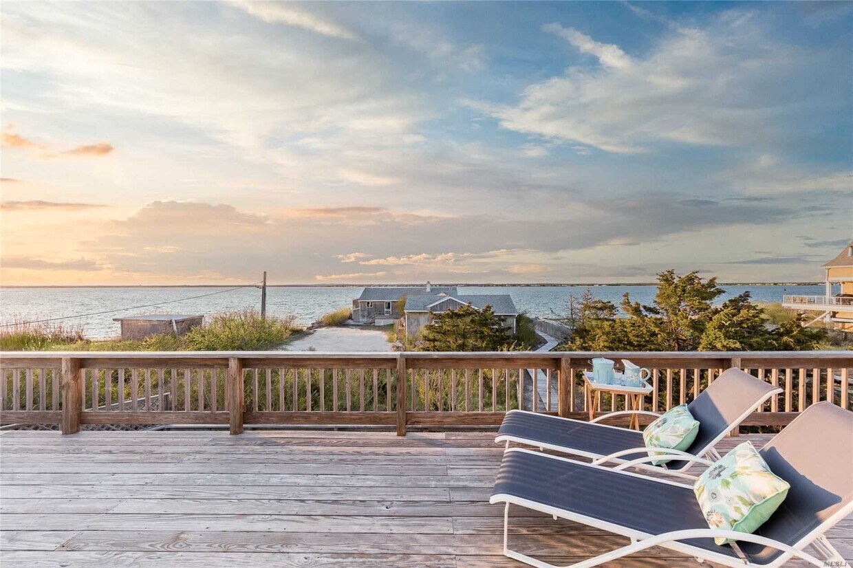 Foto principal - 654 Dune Rd