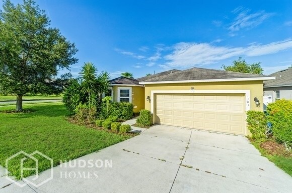 Building Photo - Move In By October 15th - GET $500 OFF 1ST...
