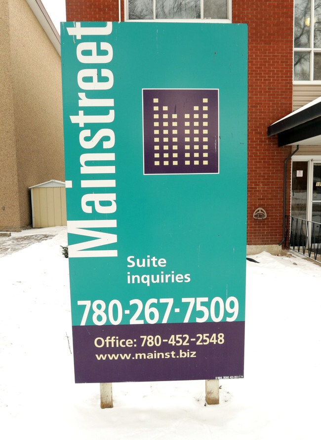 Building Photo - Oliver 2 Apartments