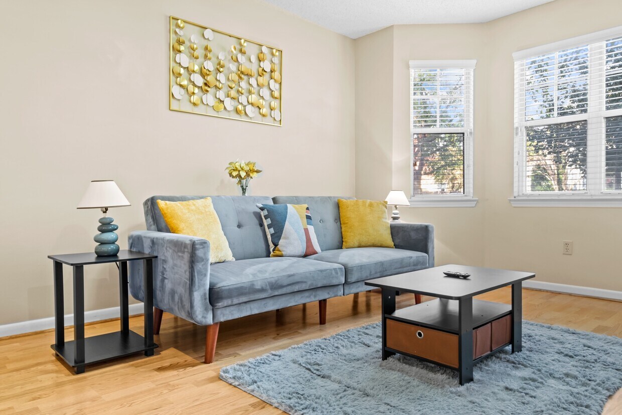 Foto principal - 424 Mather Green Ave