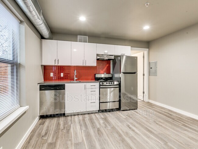 Foto del edificio - 2017 N Blackwelder Ave