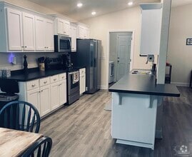5188 Regalo Dr