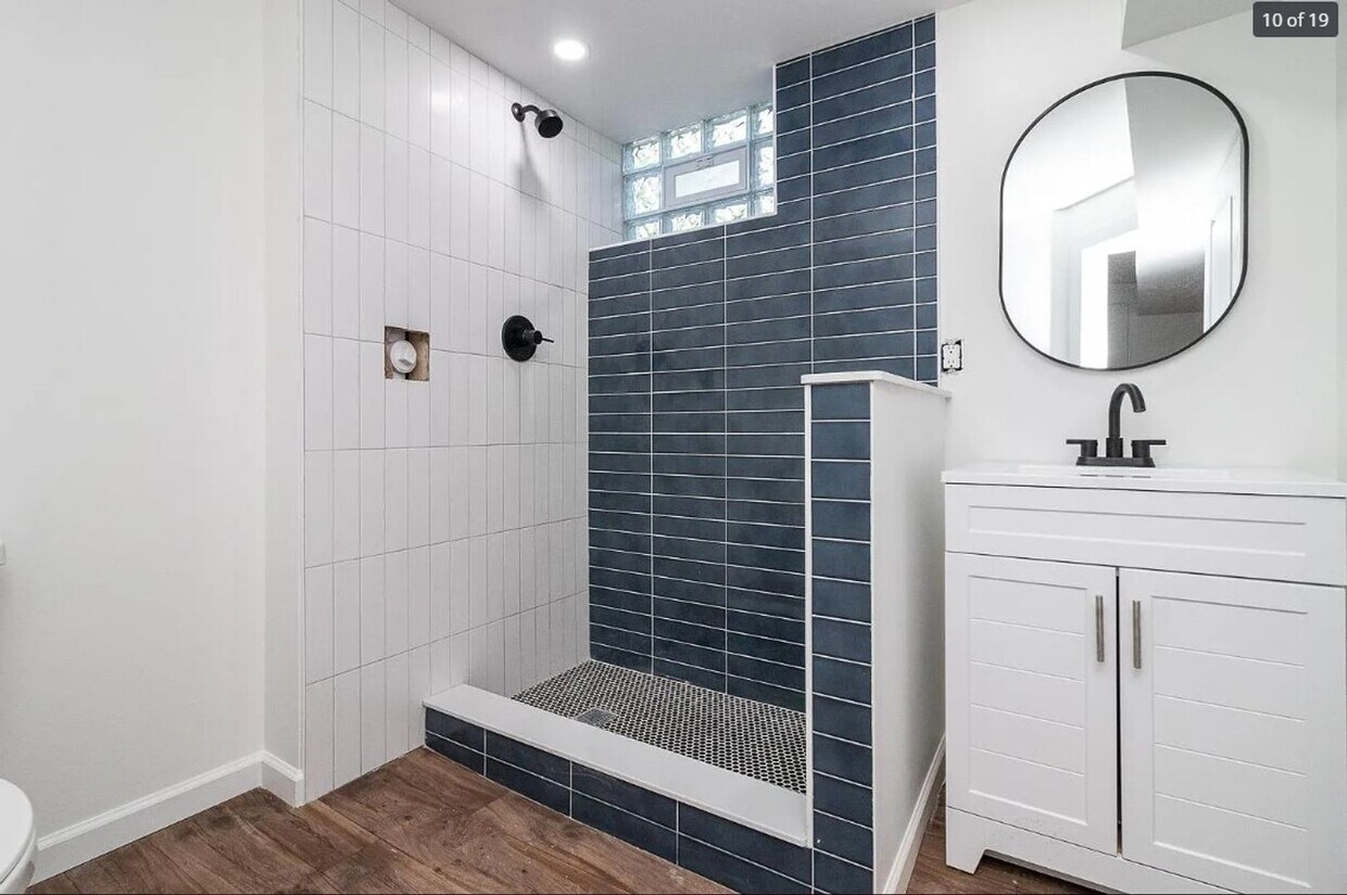 Building Photo - Spacious 3 bdrm in Cheviot