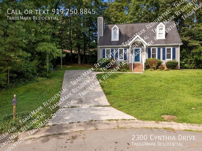 Building Photo - 2300 Cynthia Dr