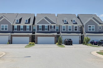 Building Photo - 2287 Ryegrass Ln